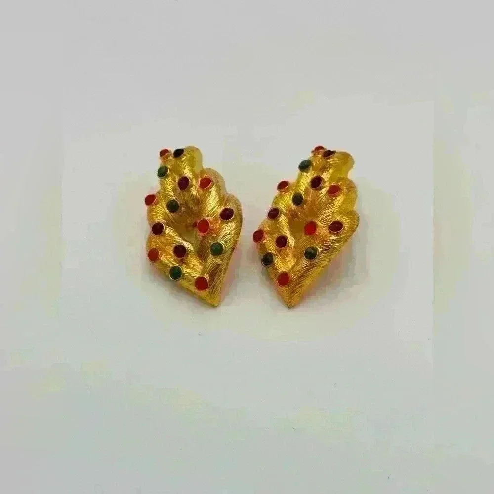 Never Worn Gold Earrings